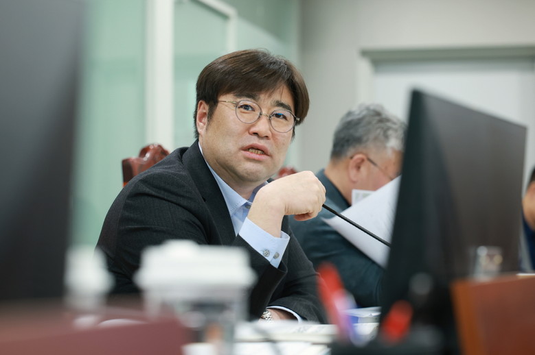 “정부는 바꾸라는데 경기도는 그대로”...