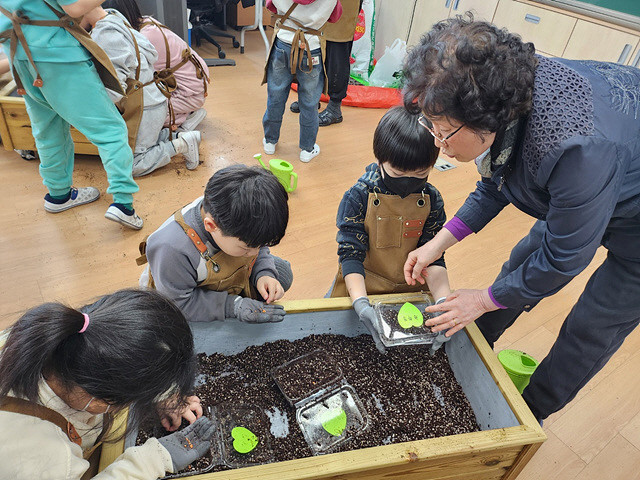 아이들 마음 돌보는 ‘돌봄 연계 농촌...